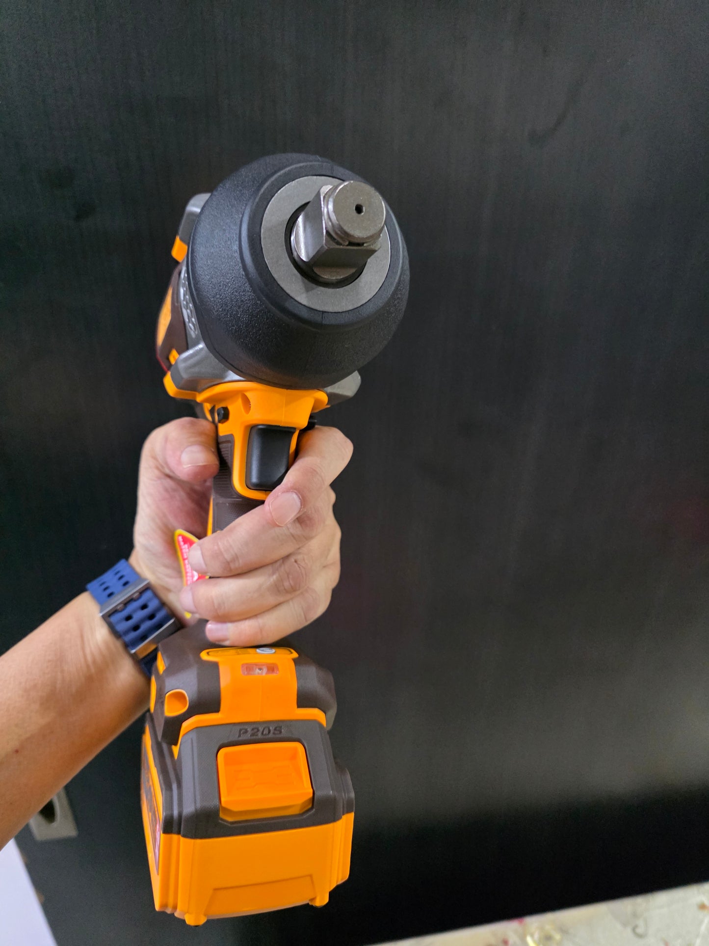 INGCO 20V BL 3/4" Drive Impact Wrench Max 1350Nm 2x5.0Ah + Charger + Case CIWLI20135