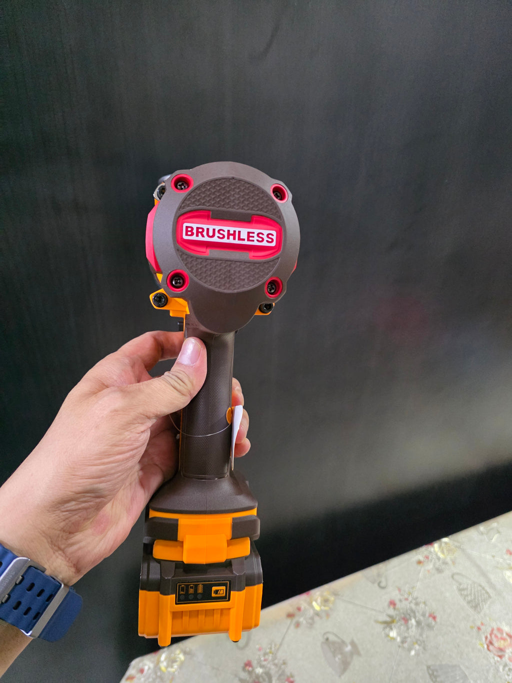 INGCO 20V Brushless Cordless Impact Wrench 3/4" - 1350Nm Complete Set